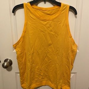 Lululemon swiftly breeze tank relaxed